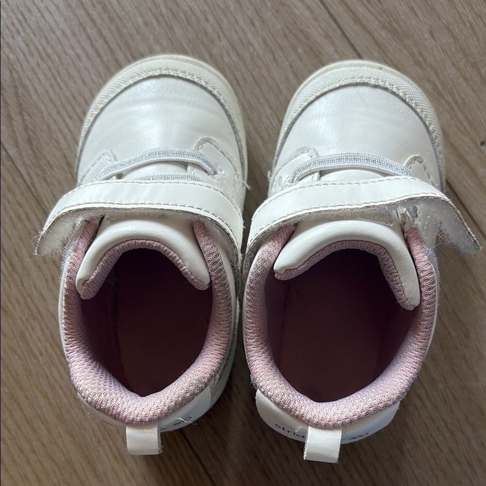 Stride rite taye sneaker 5m
